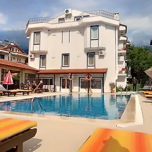 Apart Otel California, Ölüdeniz